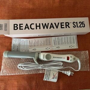 The Beachwaver Co. Pro. 1.25" new in box